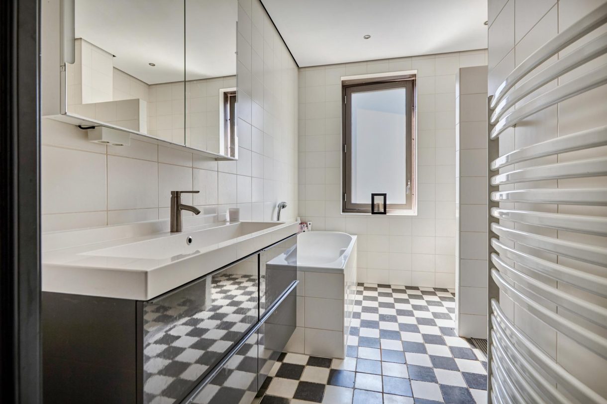 Te koop: Foto Woonhuis aan de Saint Helenabaai 56 in Purmerend