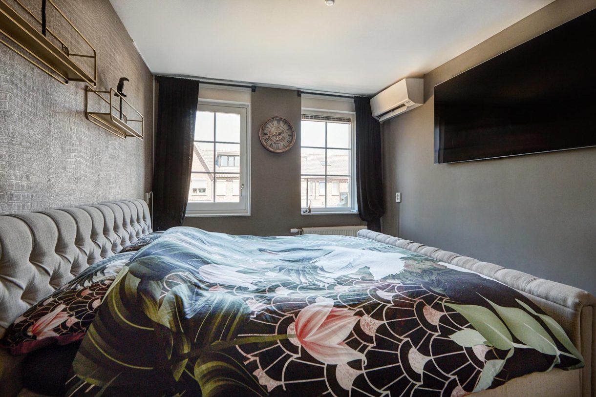 Te koop: Foto Woonhuis aan de Woestijnstraat 3 in Purmerend
