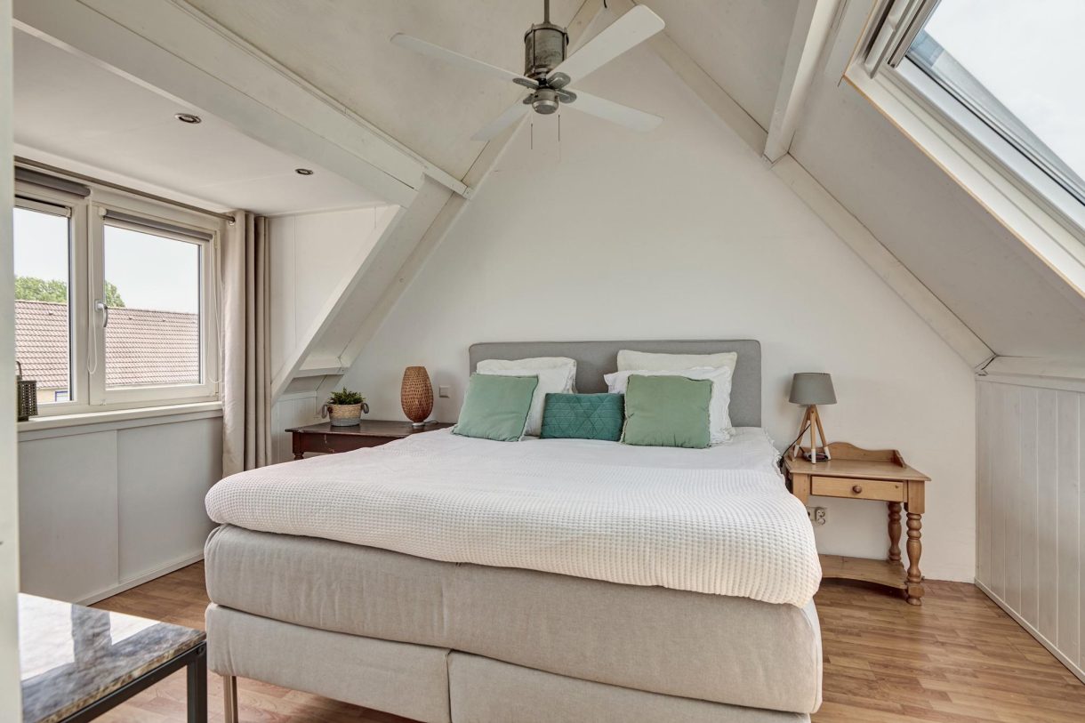 Te koop: Foto Woonhuis aan de Goudenregenstraat 107 in Purmerend