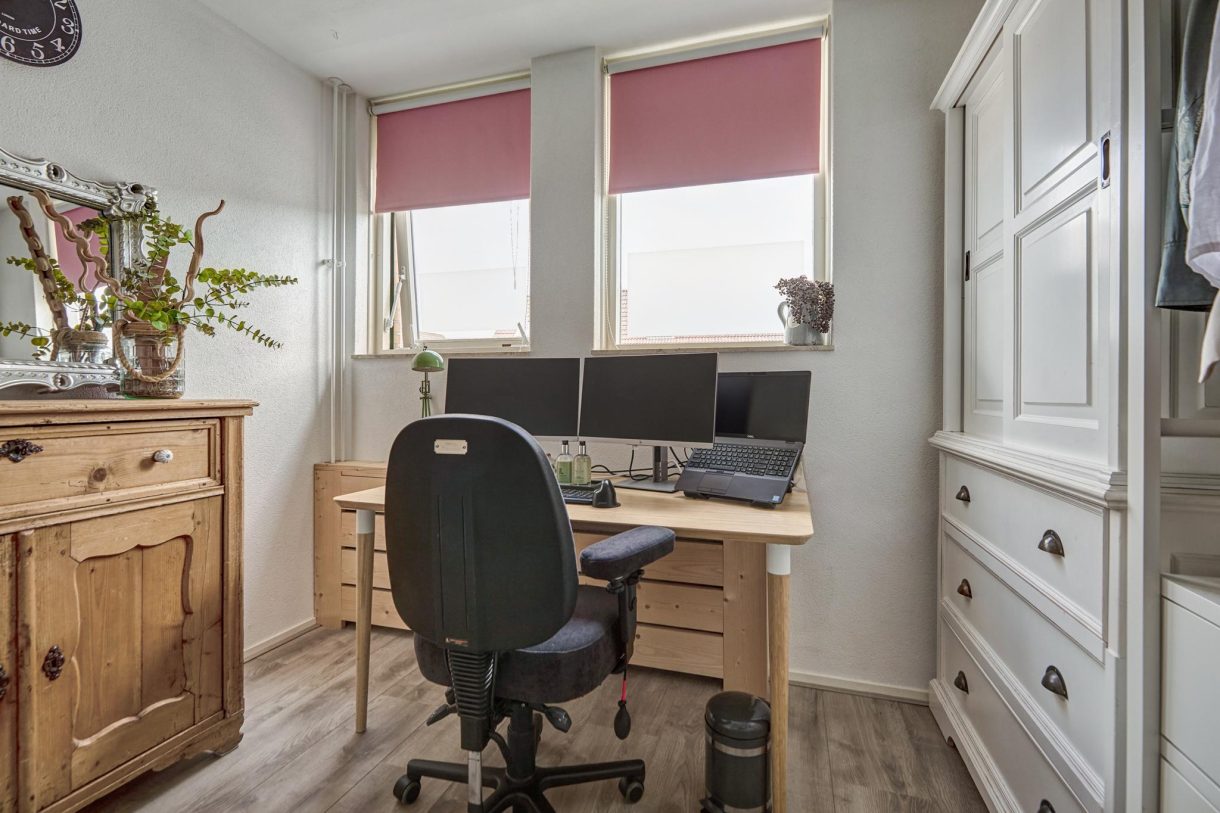 Te koop: Foto Woonhuis aan de Goudenregenstraat 107 in Purmerend