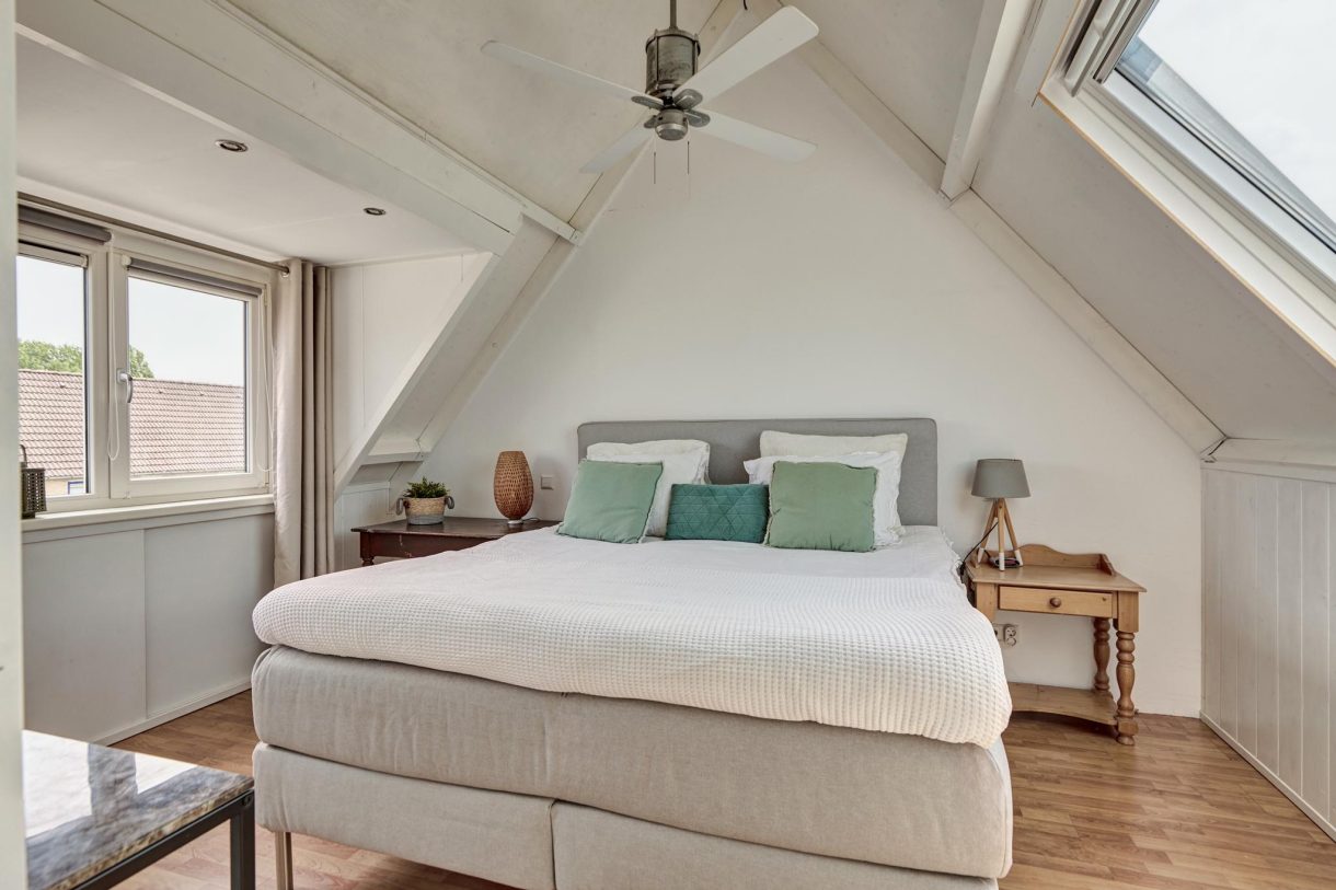 Te koop: Foto Woonhuis aan de Goudenregenstraat 107 in Purmerend