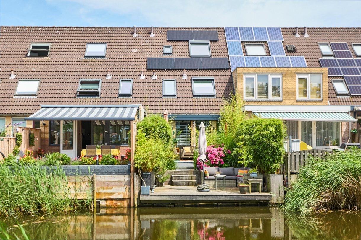 Te koop: Foto Woonhuis aan de Goudenregenstraat 107 in Purmerend