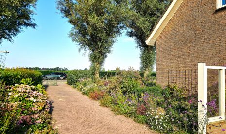 Te huur: Foto Woonhuis aan de Ursemmerweg 1a in Hensbroek