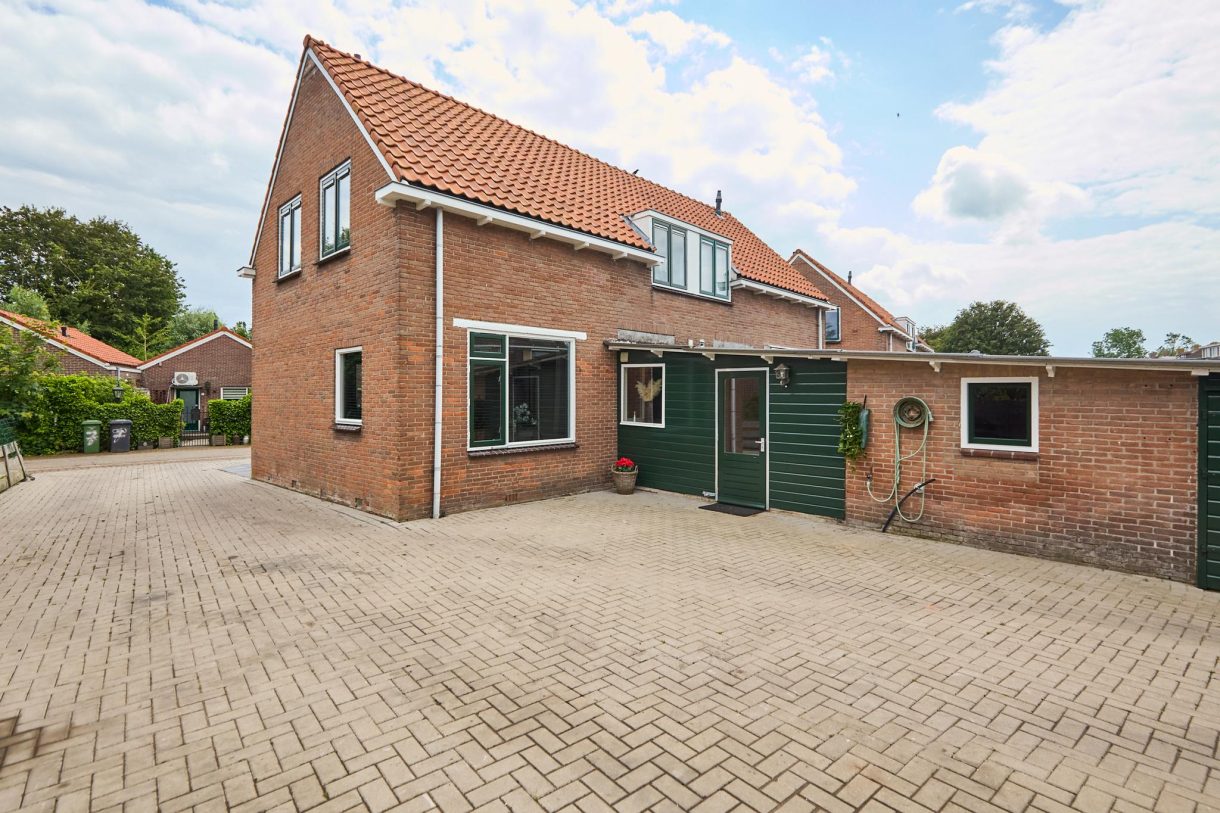 Te koop: Foto Woonhuis aan de Koogweg 10 in Beets