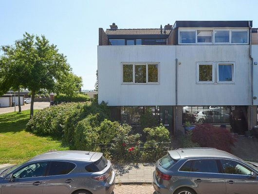 Hoofdfoto van Landsmeer Dr. M.L. Kingstraat 64