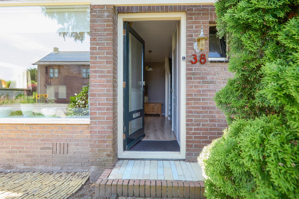 Te koop: Foto Woonhuis aan de West 38 in Avenhorn