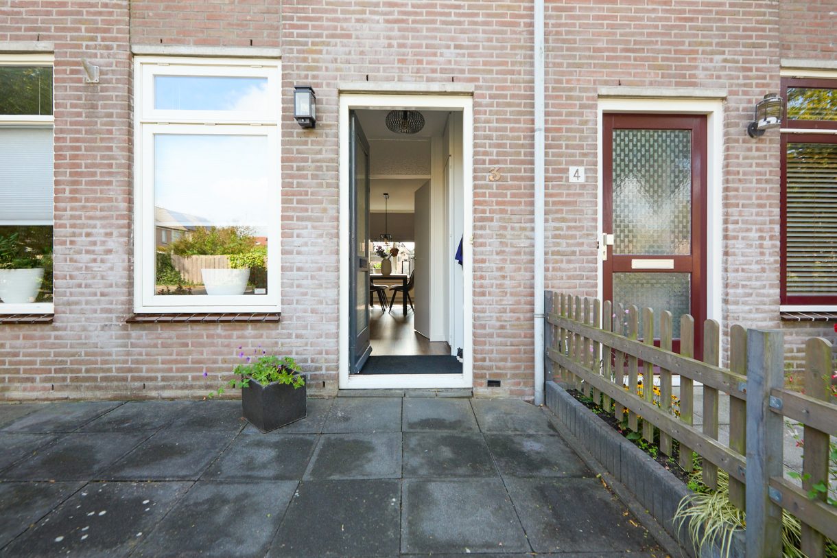 Te koop: Foto Woonhuis aan de Zeeaster 3 in Oosthuizen